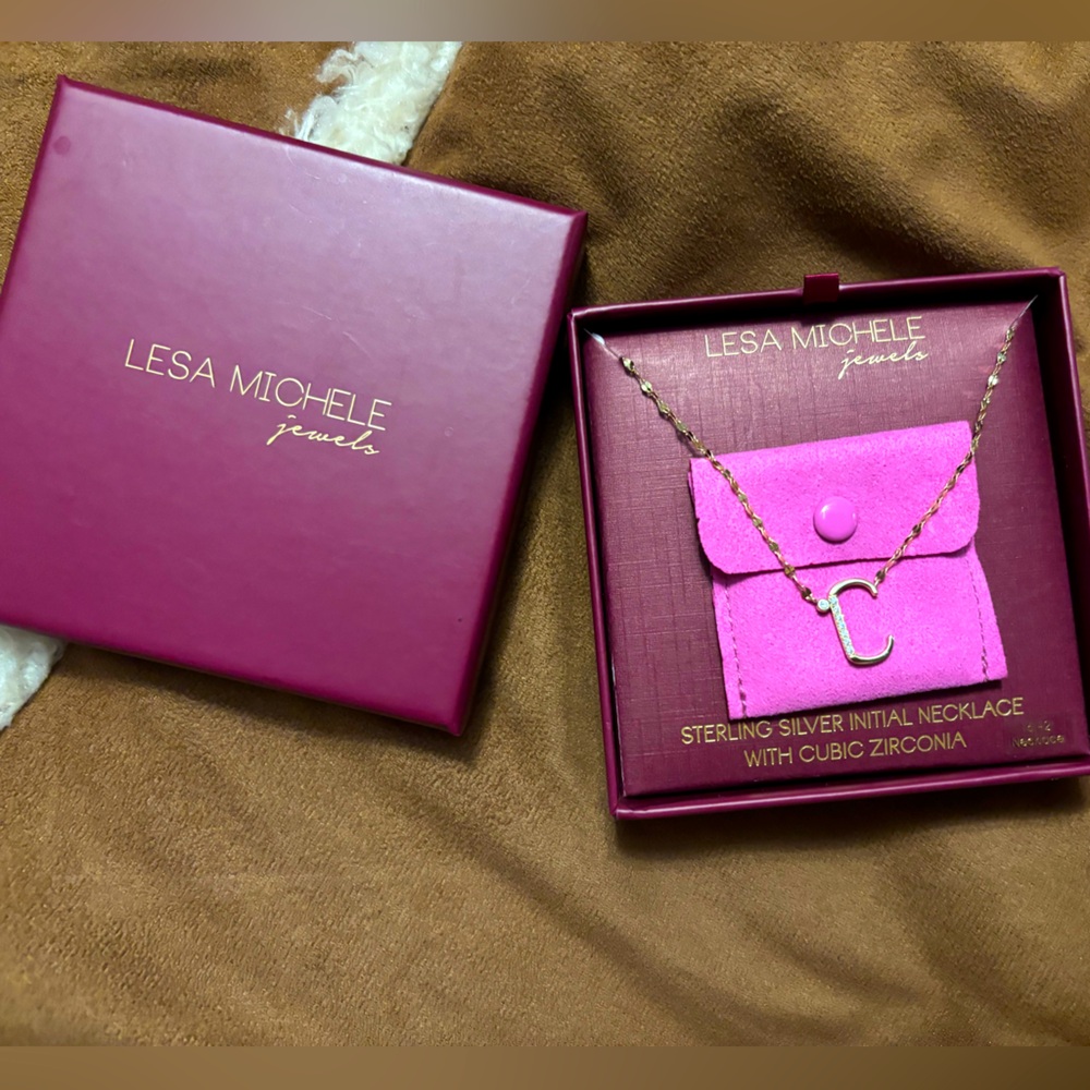 Lisa Michele jewels Letter C in Gold